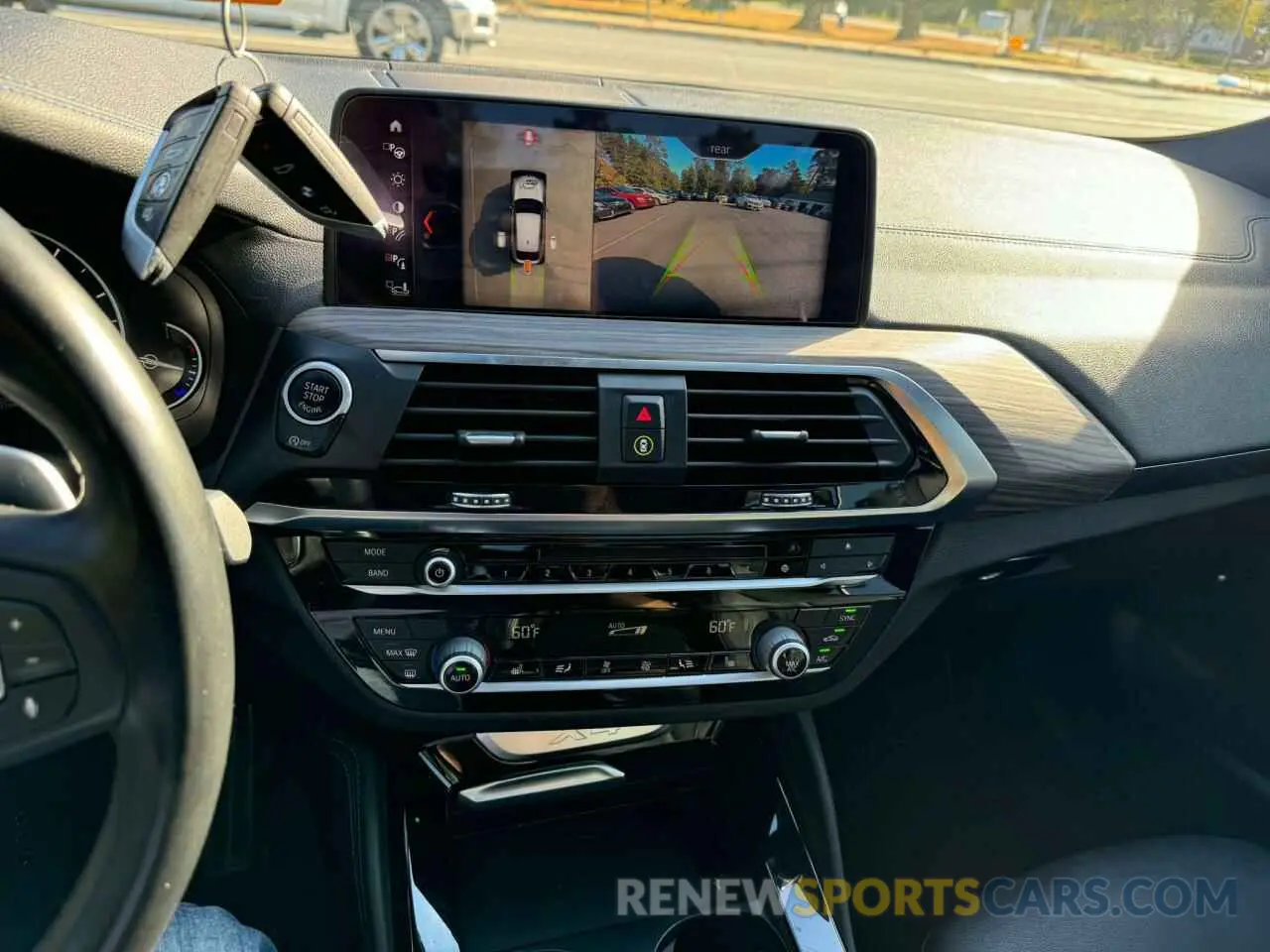 10 Photograph of a damaged car 5UXUJ3C50KLA58409 BMW X4 2019