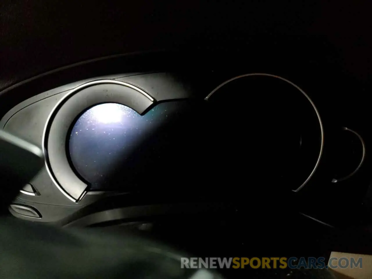 9 Photograph of a damaged car 5UXUJ3C50KLG51834 BMW X4 2019