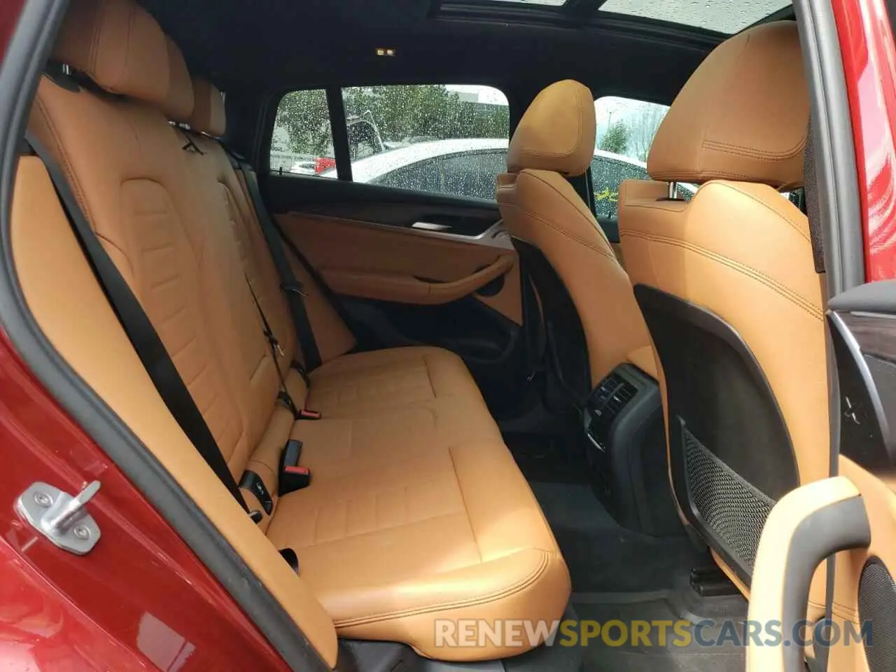 6 Photograph of a damaged car 5UXUJ3C50KLG51980 BMW X4 2019