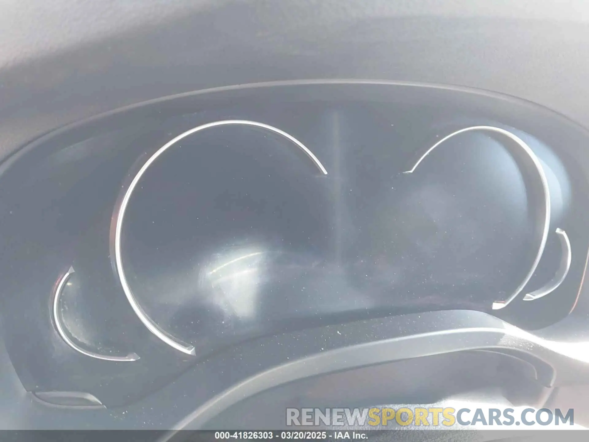 16 Photograph of a damaged car 5UXUJ3C50KLG53163 BMW X4 2019