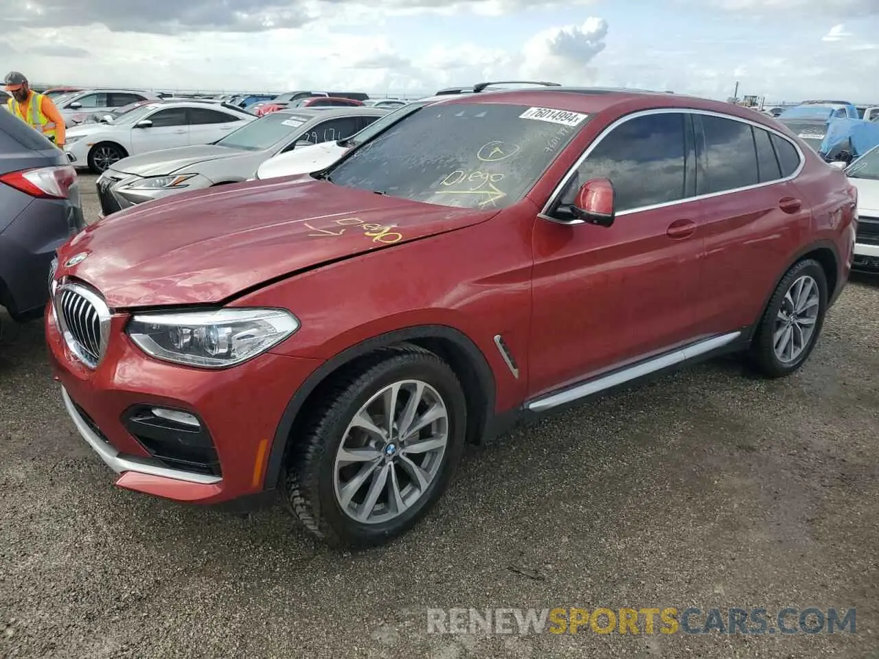 1 Photograph of a damaged car 5UXUJ3C50KLG56418 BMW X4 2019