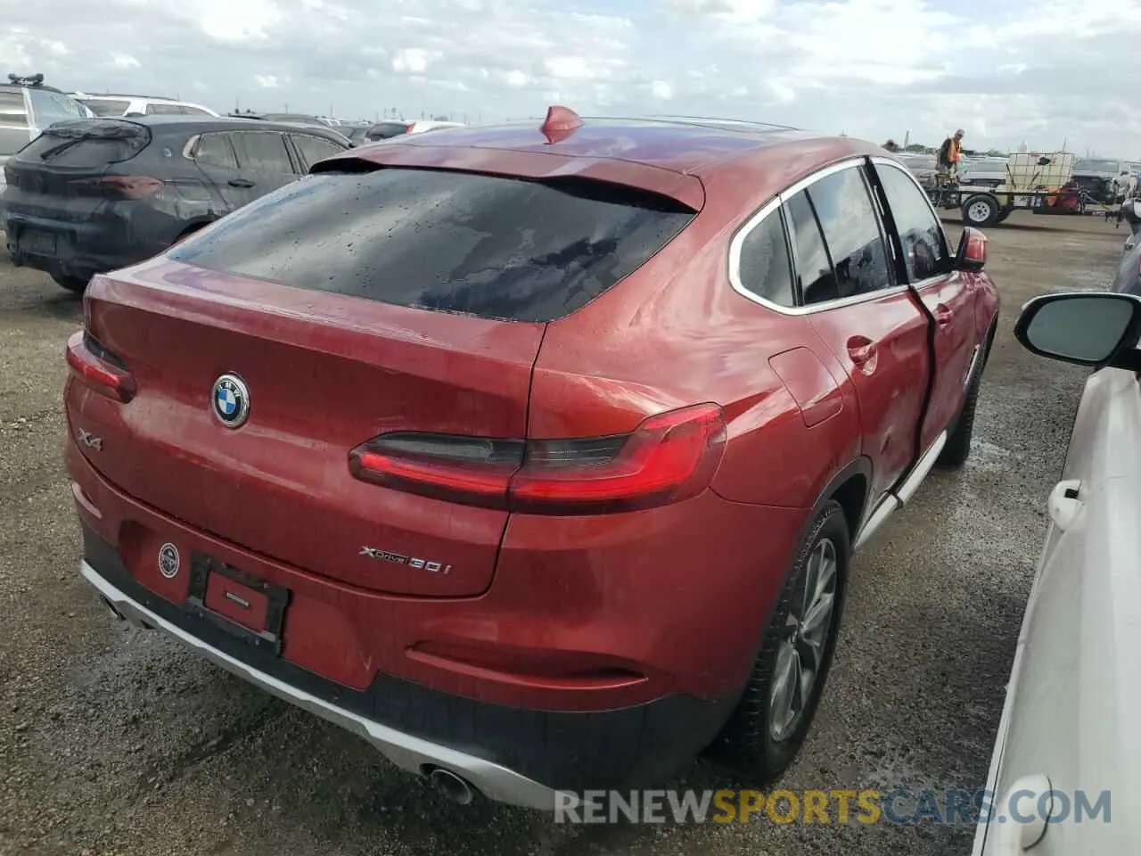 3 Photograph of a damaged car 5UXUJ3C50KLG56418 BMW X4 2019