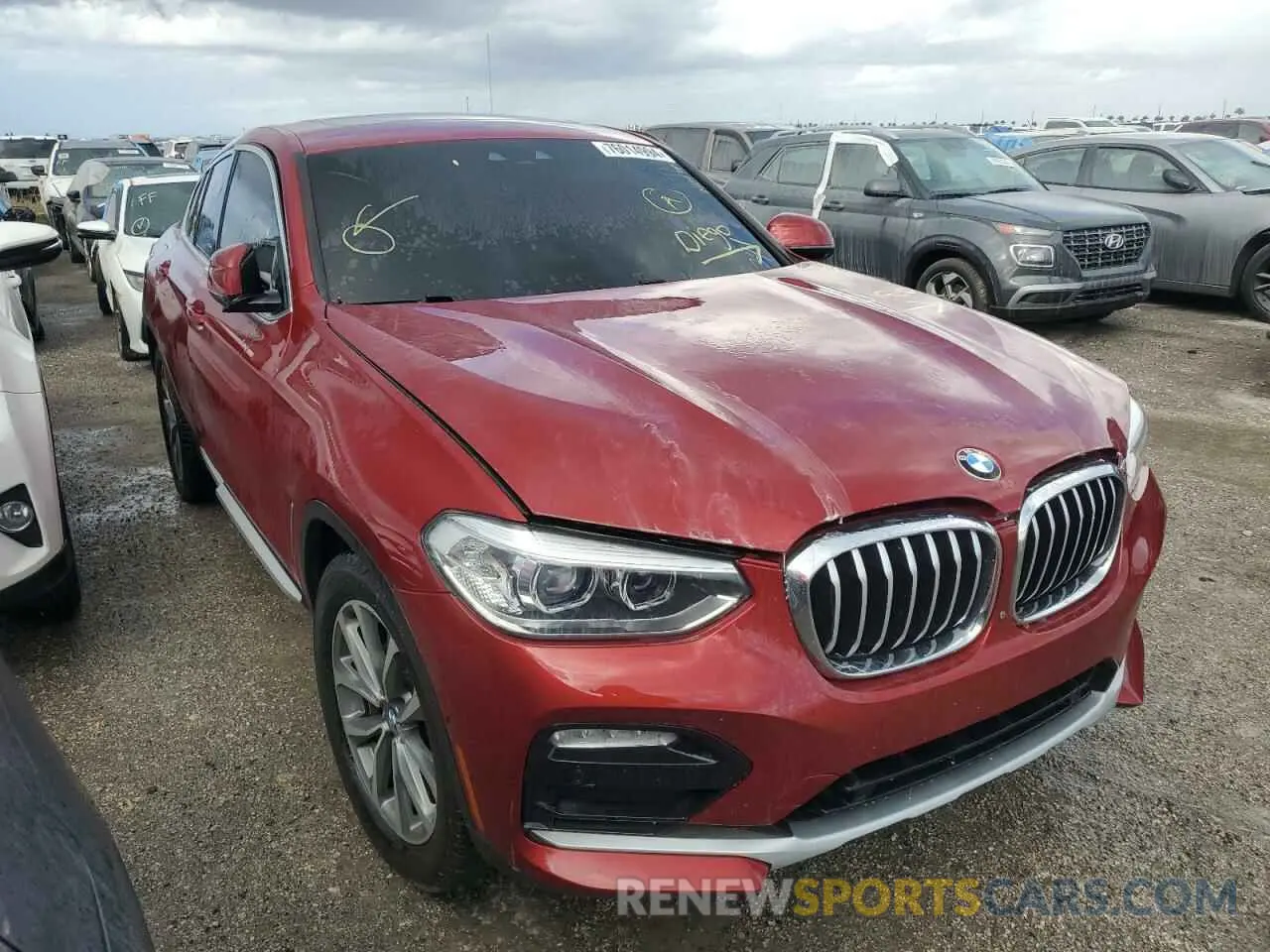 4 Photograph of a damaged car 5UXUJ3C50KLG56418 BMW X4 2019
