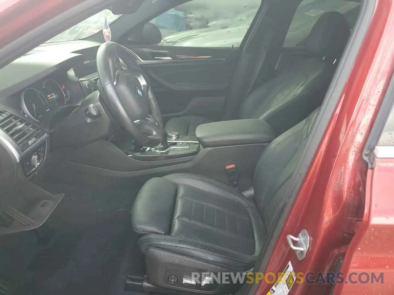 7 Photograph of a damaged car 5UXUJ3C50KLG56418 BMW X4 2019