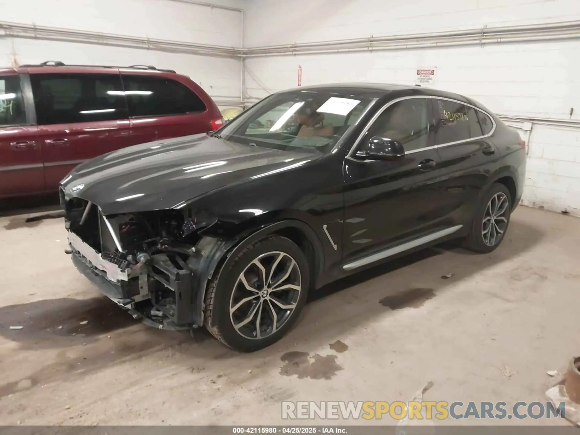 2 Photograph of a damaged car 5UXUJ3C52KLG53004 BMW X4 2019