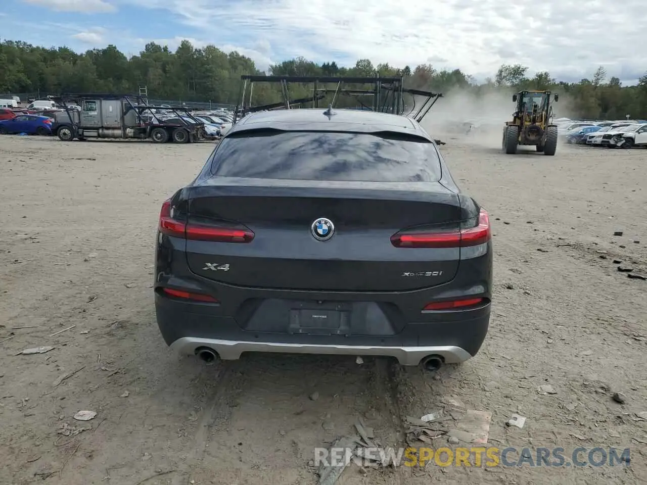6 Photograph of a damaged car 5UXUJ3C52KLG53780 BMW X4 2019