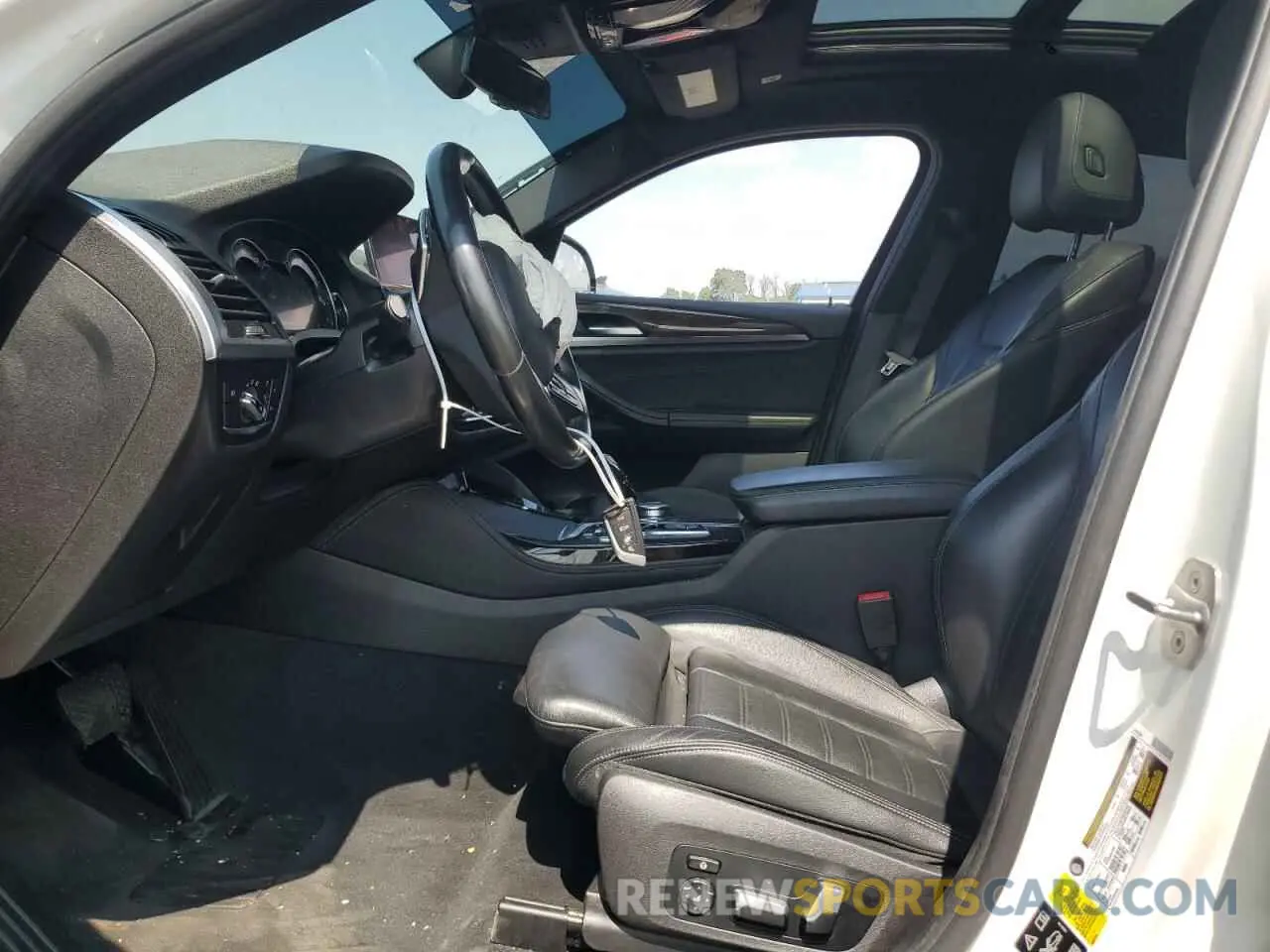 7 Photograph of a damaged car 5UXUJ3C52KLG57232 BMW X4 2019
