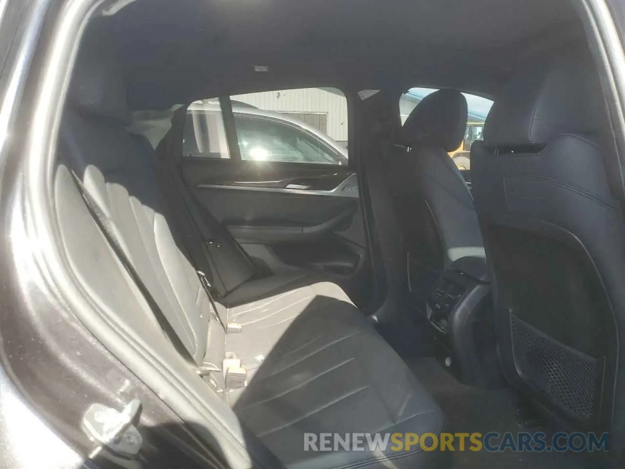 11 Photograph of a damaged car 5UXUJ3C53KLG54369 BMW X4 2019