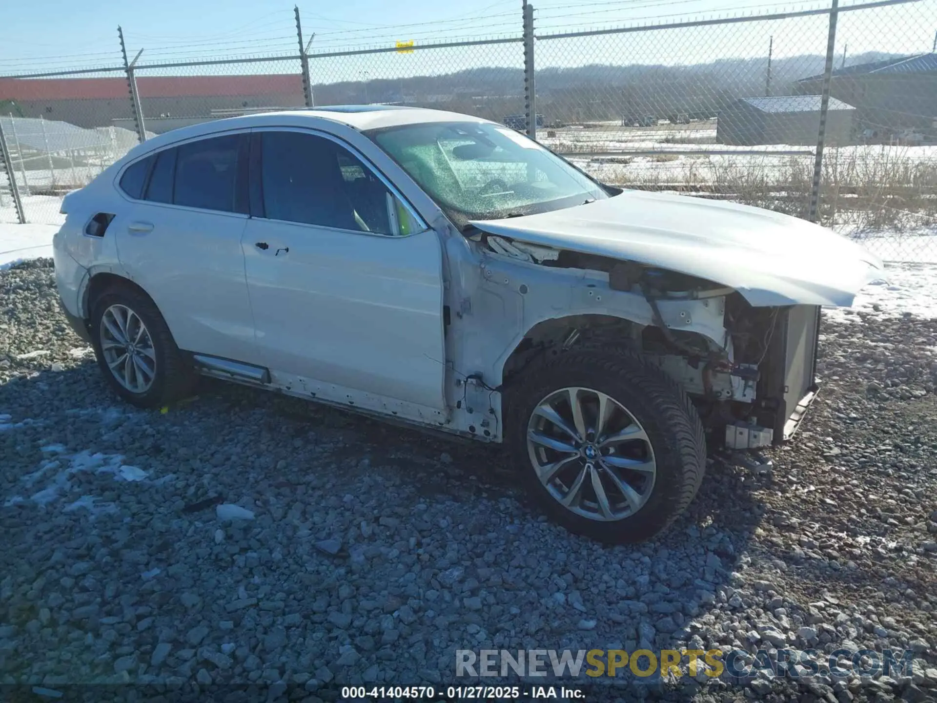 1 Photograph of a damaged car 5UXUJ3C54KLG52078 BMW X4 2019