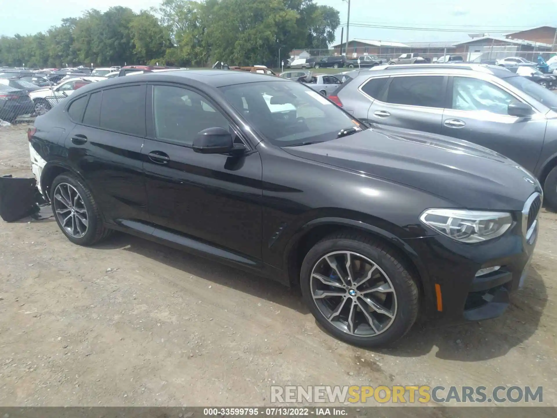 1 Photograph of a damaged car 5UXUJ3C54KLG57488 BMW X4 2019