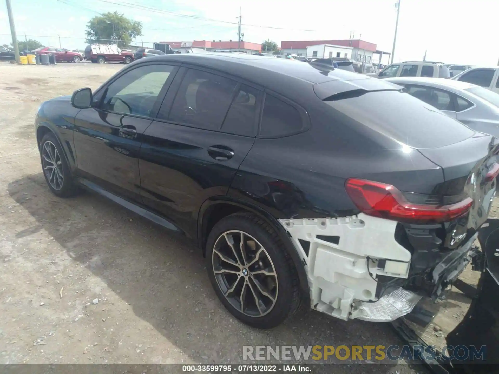 3 Photograph of a damaged car 5UXUJ3C54KLG57488 BMW X4 2019