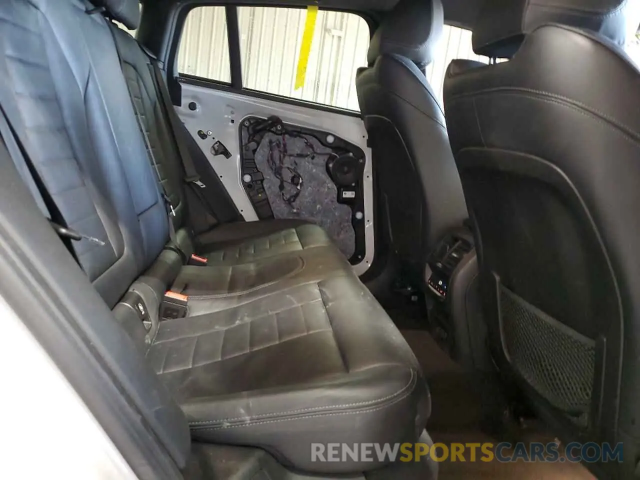 11 Photograph of a damaged car 5UXUJ3C55KLG52171 BMW X4 2019