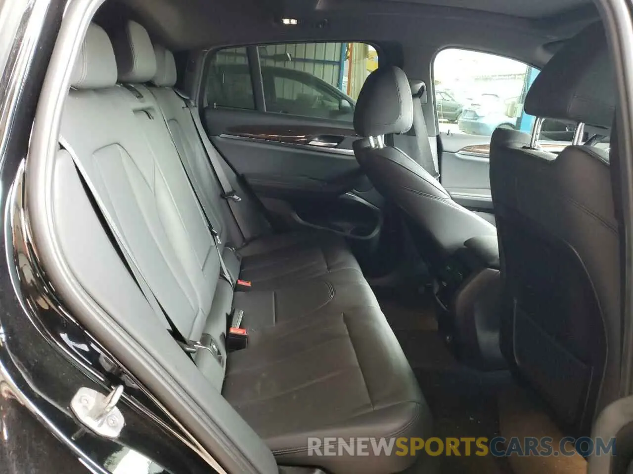 11 Photograph of a damaged car 5UXUJ3C56KLG54768 BMW X4 2019