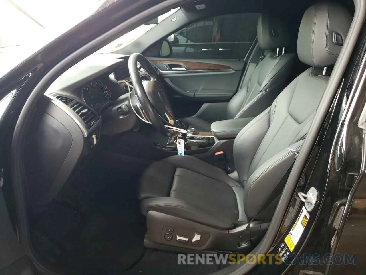 7 Photograph of a damaged car 5UXUJ3C56KLG54768 BMW X4 2019