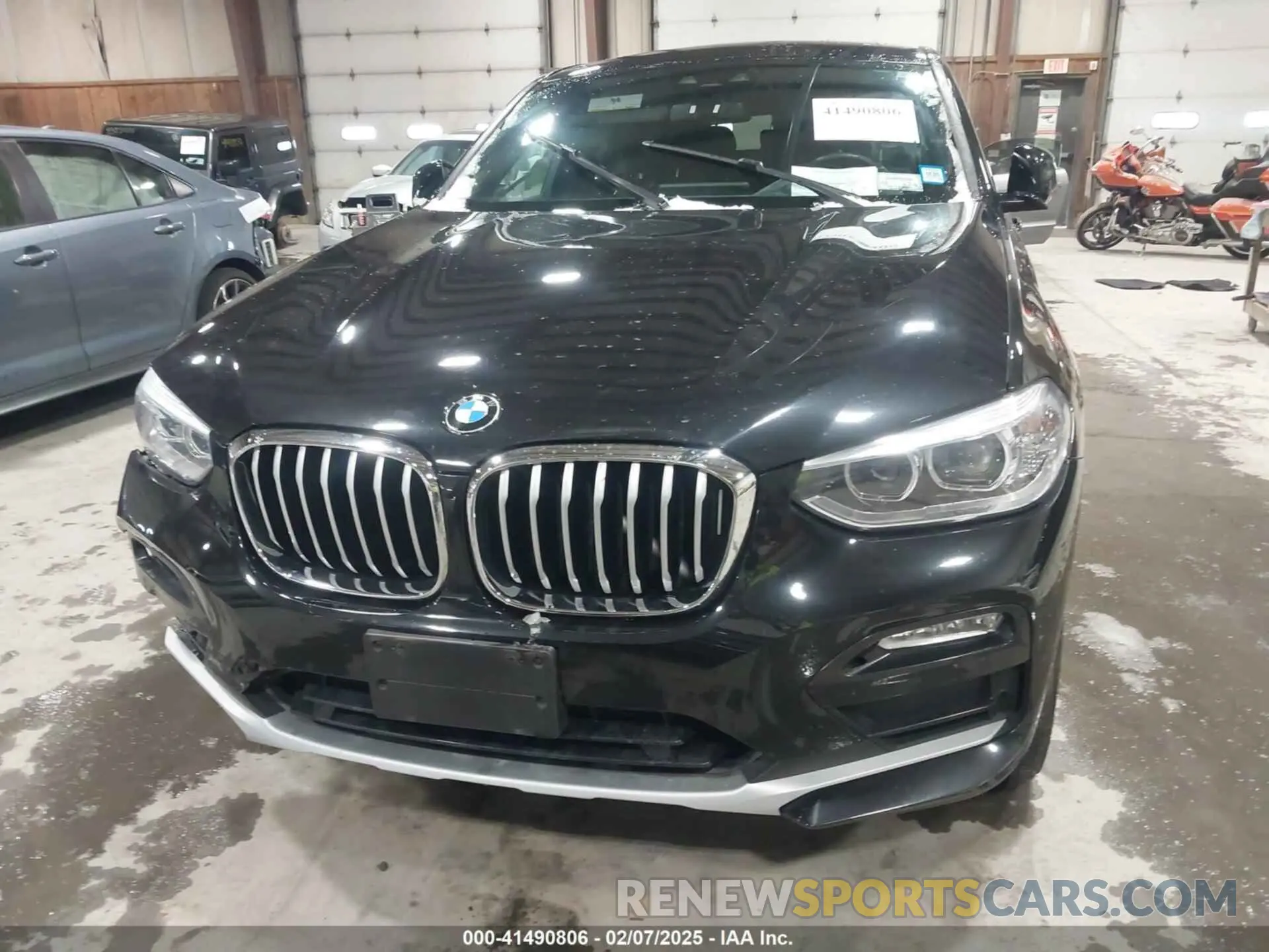 11 Photograph of a damaged car 5UXUJ3C57KLG51796 BMW X4 2019