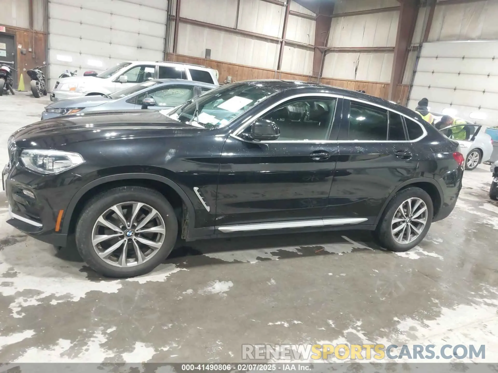 13 Photograph of a damaged car 5UXUJ3C57KLG51796 BMW X4 2019