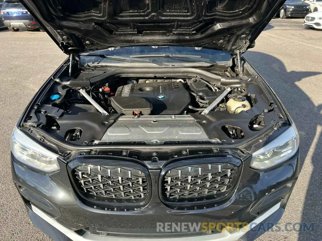 8 Photograph of a damaged car 5UXUJ3C57KLG53712 BMW X4 2019