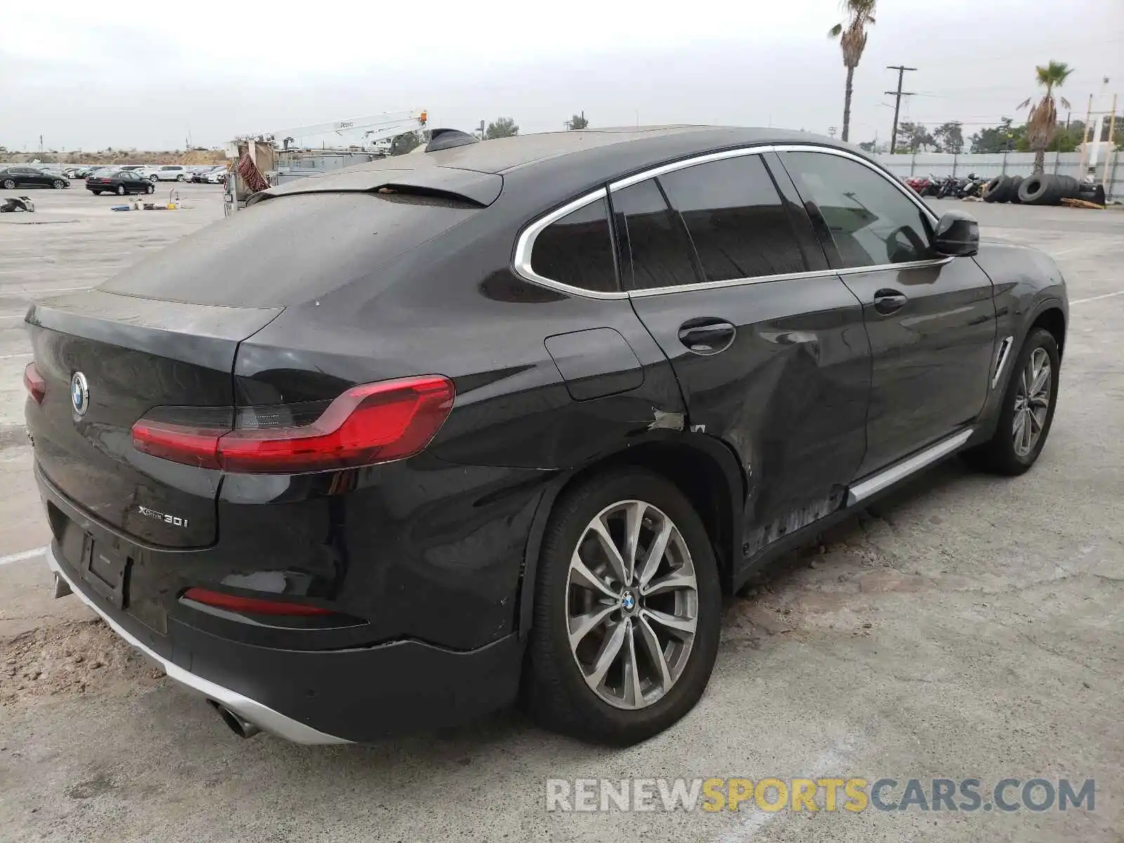 4 Photograph of a damaged car 5UXUJ3C57KLG54892 BMW X4 2019