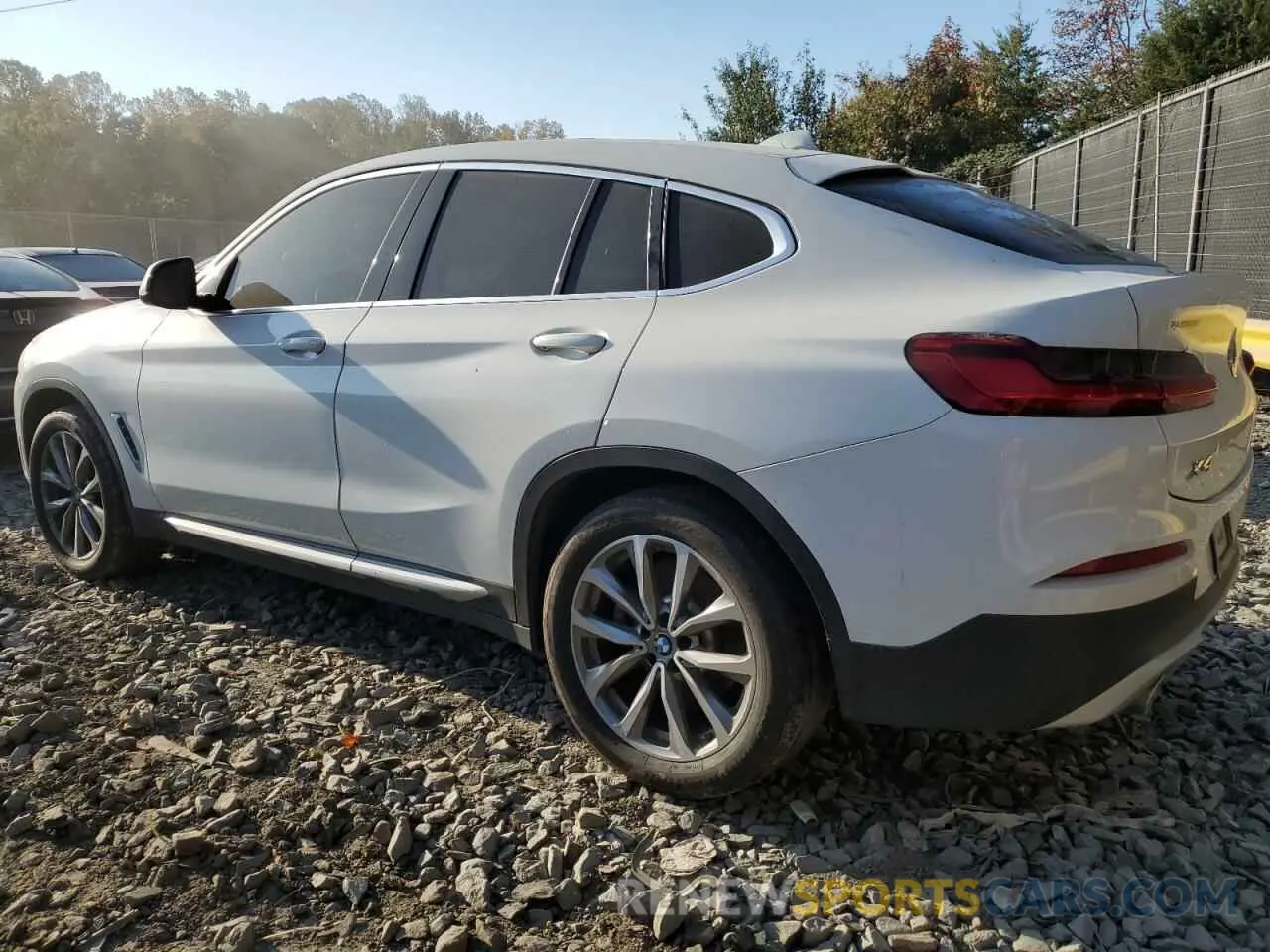 2 Photograph of a damaged car 5UXUJ3C58KLG55145 BMW X4 2019