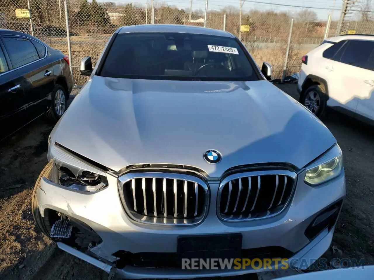 5 Photograph of a damaged car 5UXUJ3C58KLG55436 BMW X4 2019