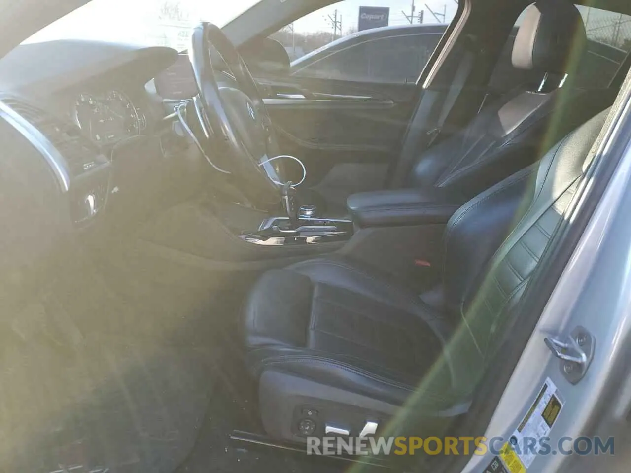 7 Photograph of a damaged car 5UXUJ3C58KLG55436 BMW X4 2019