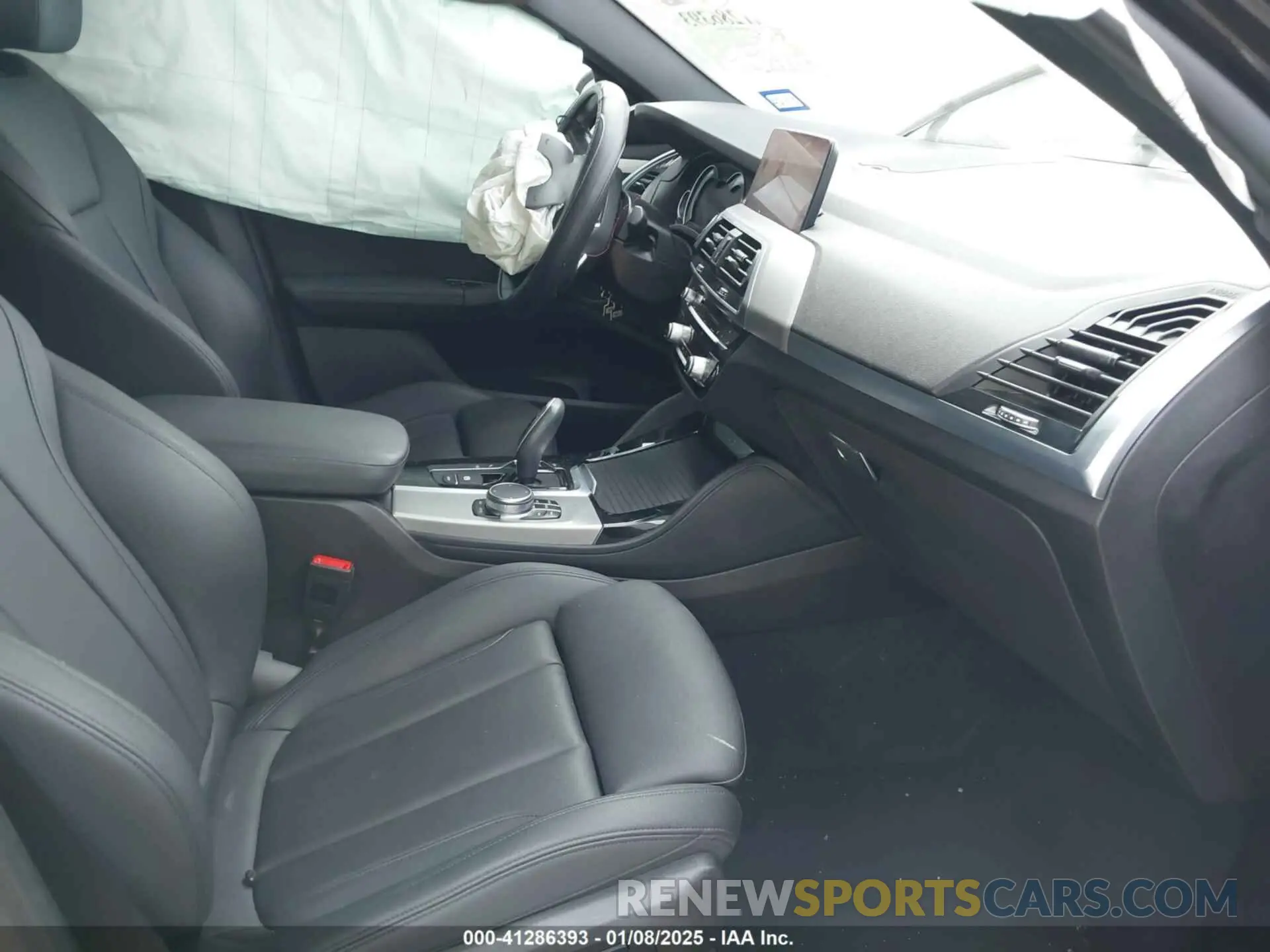 5 Photograph of a damaged car 5UXUJ3C58KLG55968 BMW X4 2019