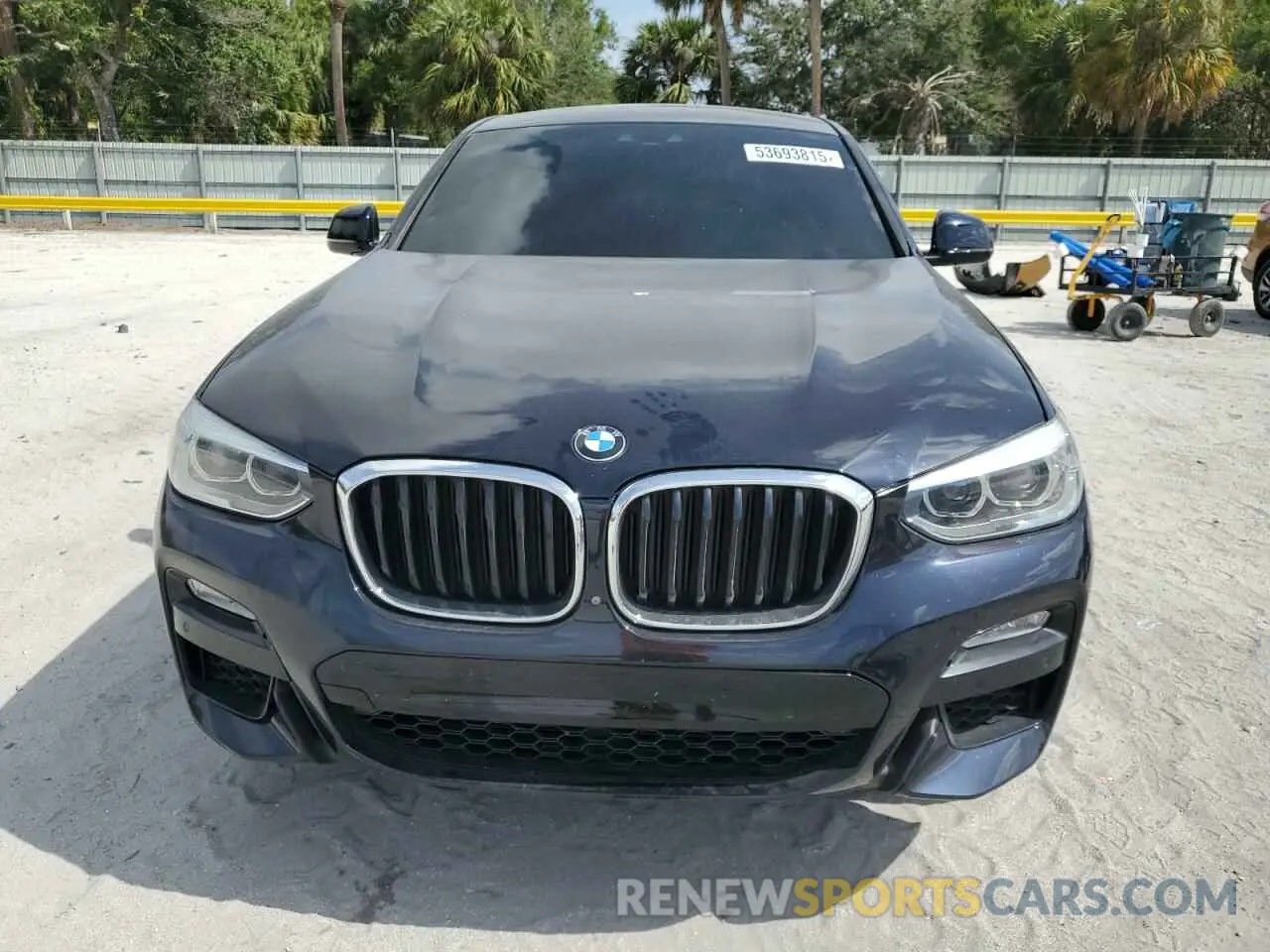5 Photograph of a damaged car 5UXUJ3C59KLA58649 BMW X4 2019