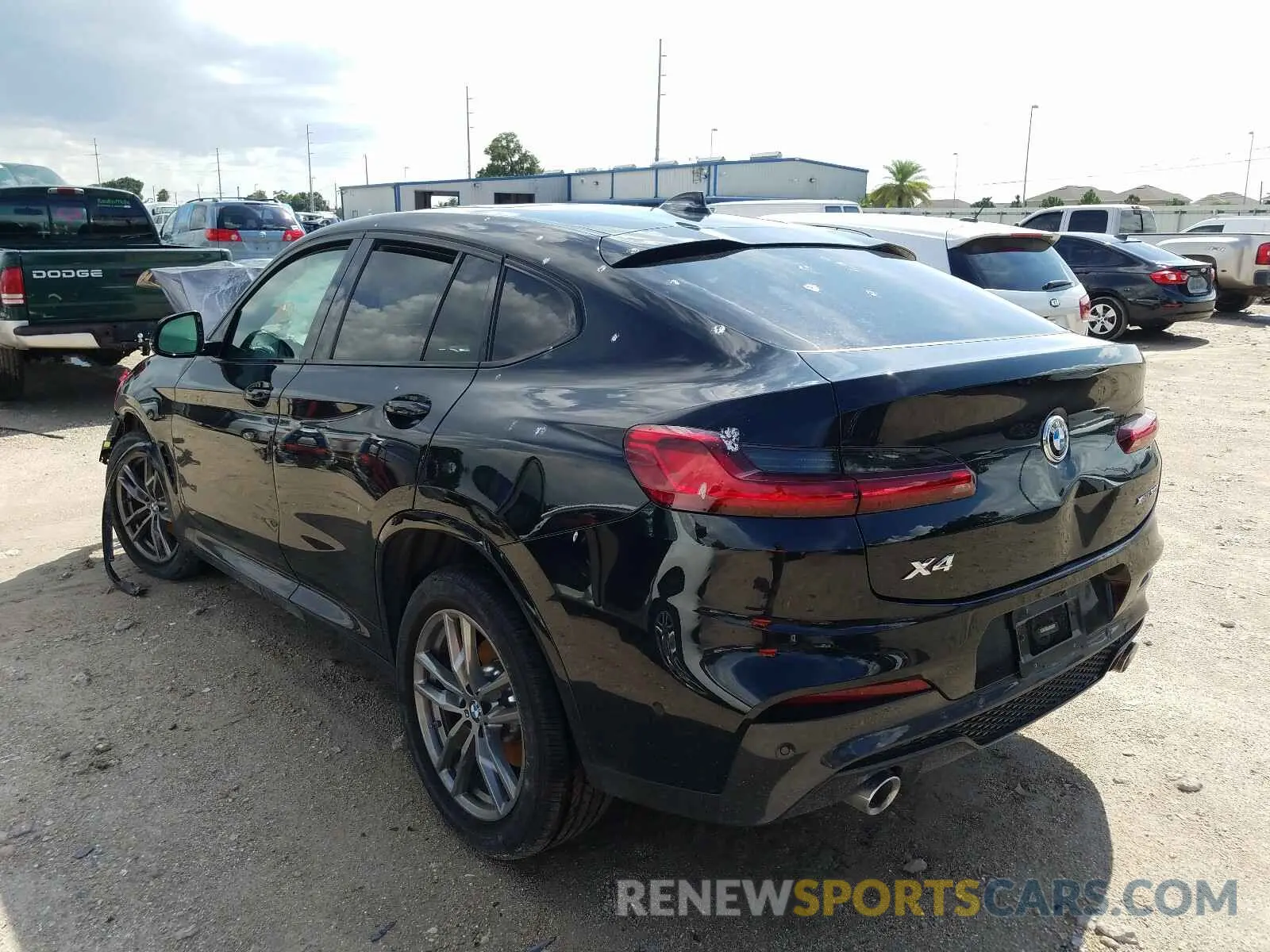 3 Photograph of a damaged car 5UXUJ3C5XKLG56734 BMW X4 2019