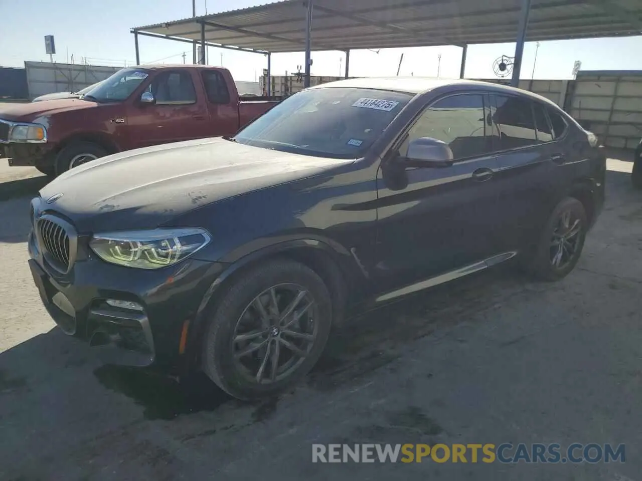 1 Photograph of a damaged car 5UXUJ5C50K9A33129 BMW X4 2019