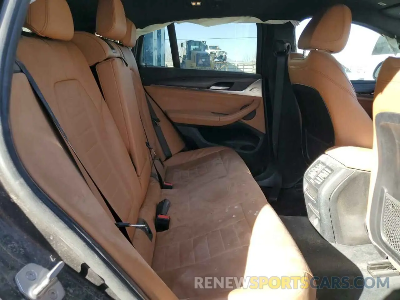 10 Photograph of a damaged car 5UXUJ5C50K9A33129 BMW X4 2019
