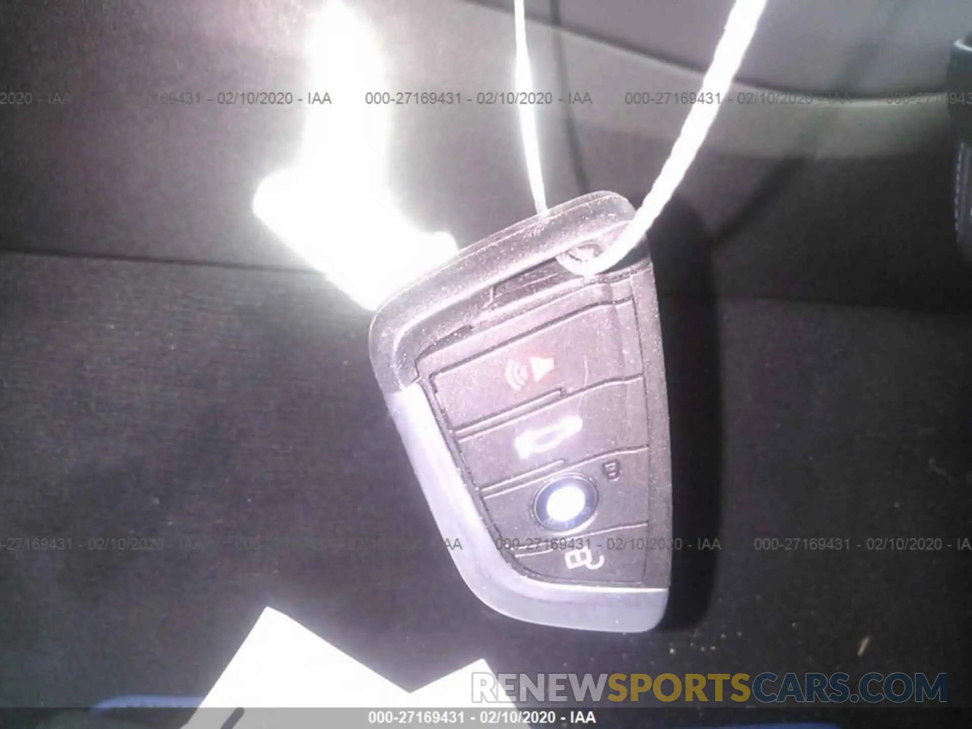 11 Photograph of a damaged car 5UXUJ5C50KLJ63377 BMW X4 2019