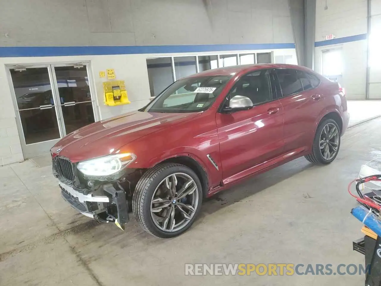 1 Photograph of a damaged car 5UXUJ5C52KLA93450 BMW X4 2019