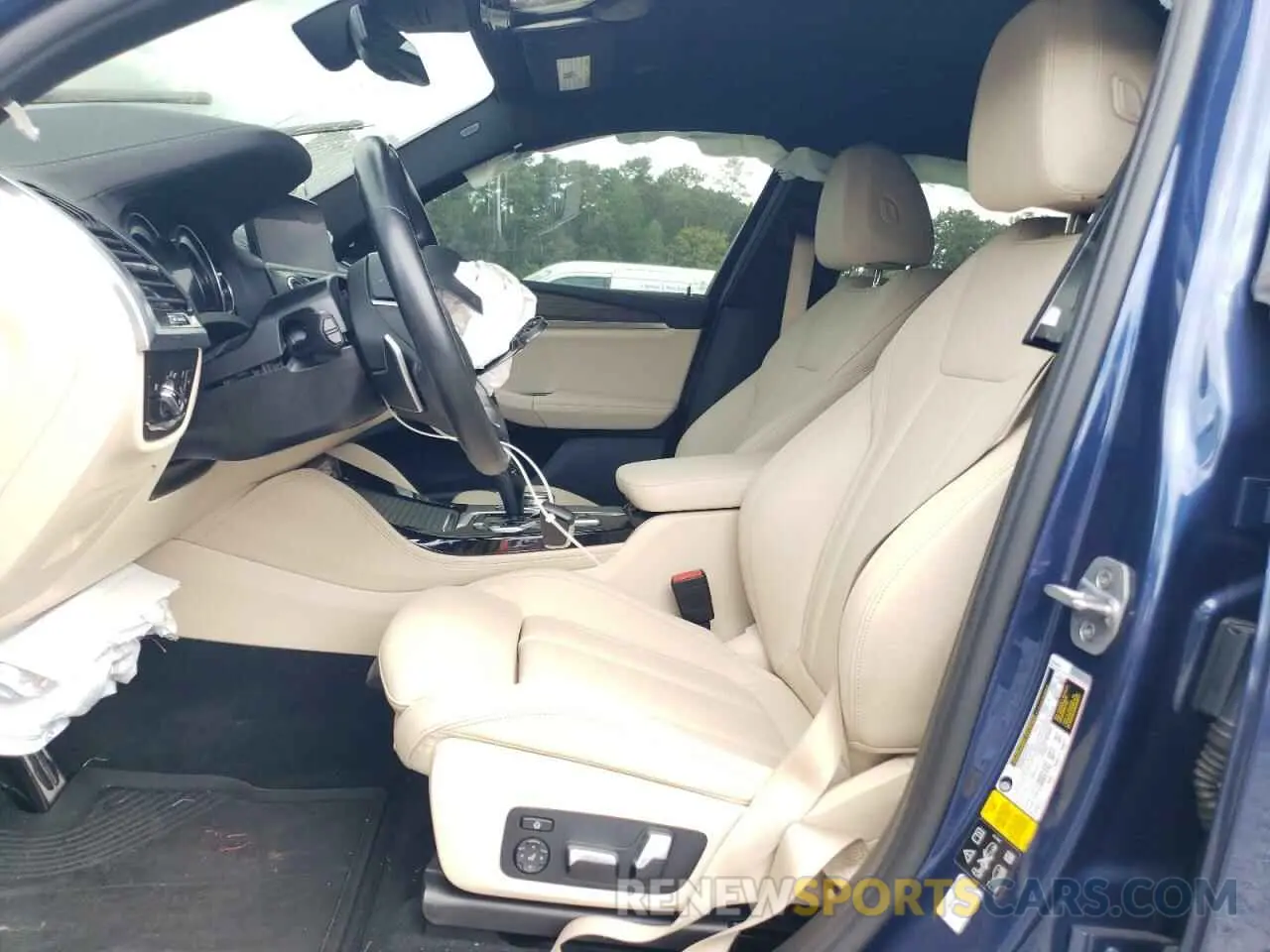 7 Photograph of a damaged car 5UXUJ5C53KLJ64409 BMW X4 2019