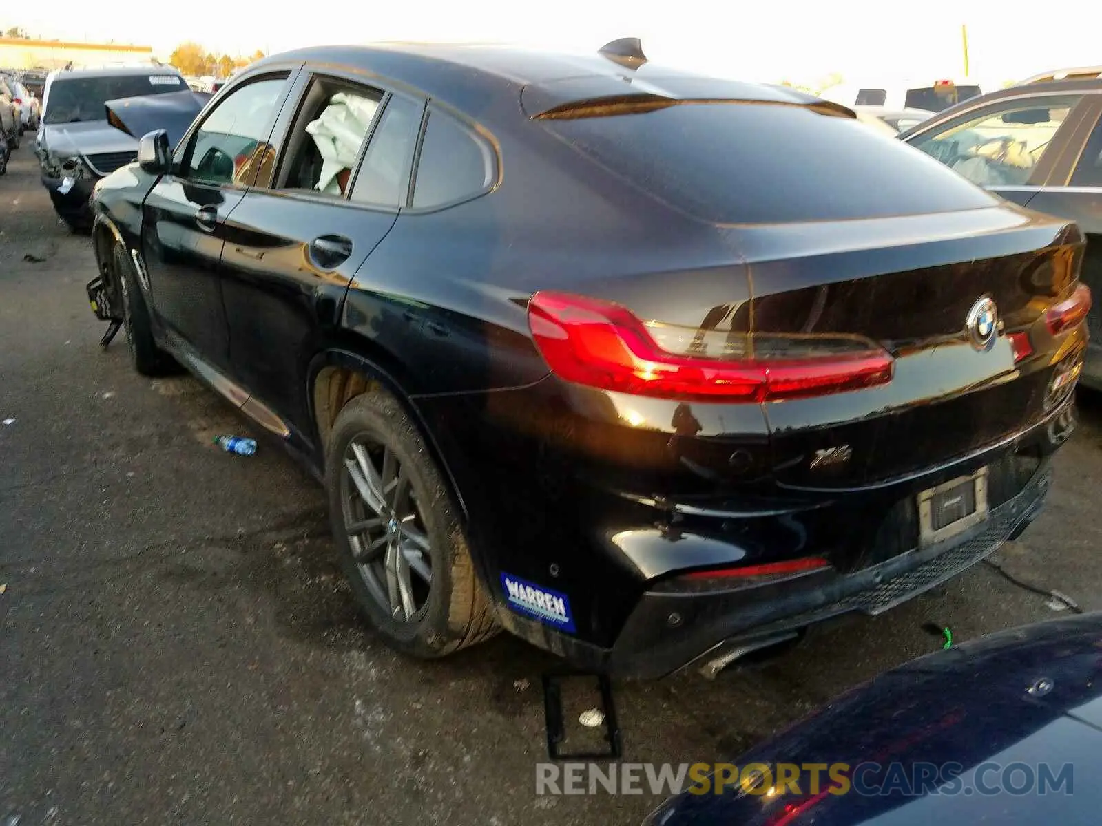 3 Photograph of a damaged car 5UXUJ5C57KLJ62789 BMW X4 2019