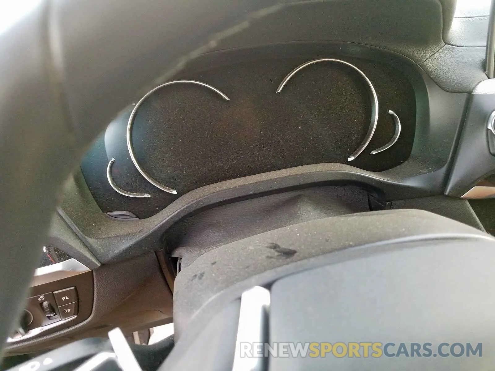 8 Photograph of a damaged car 5UXUJ5C57KLJ62789 BMW X4 2019