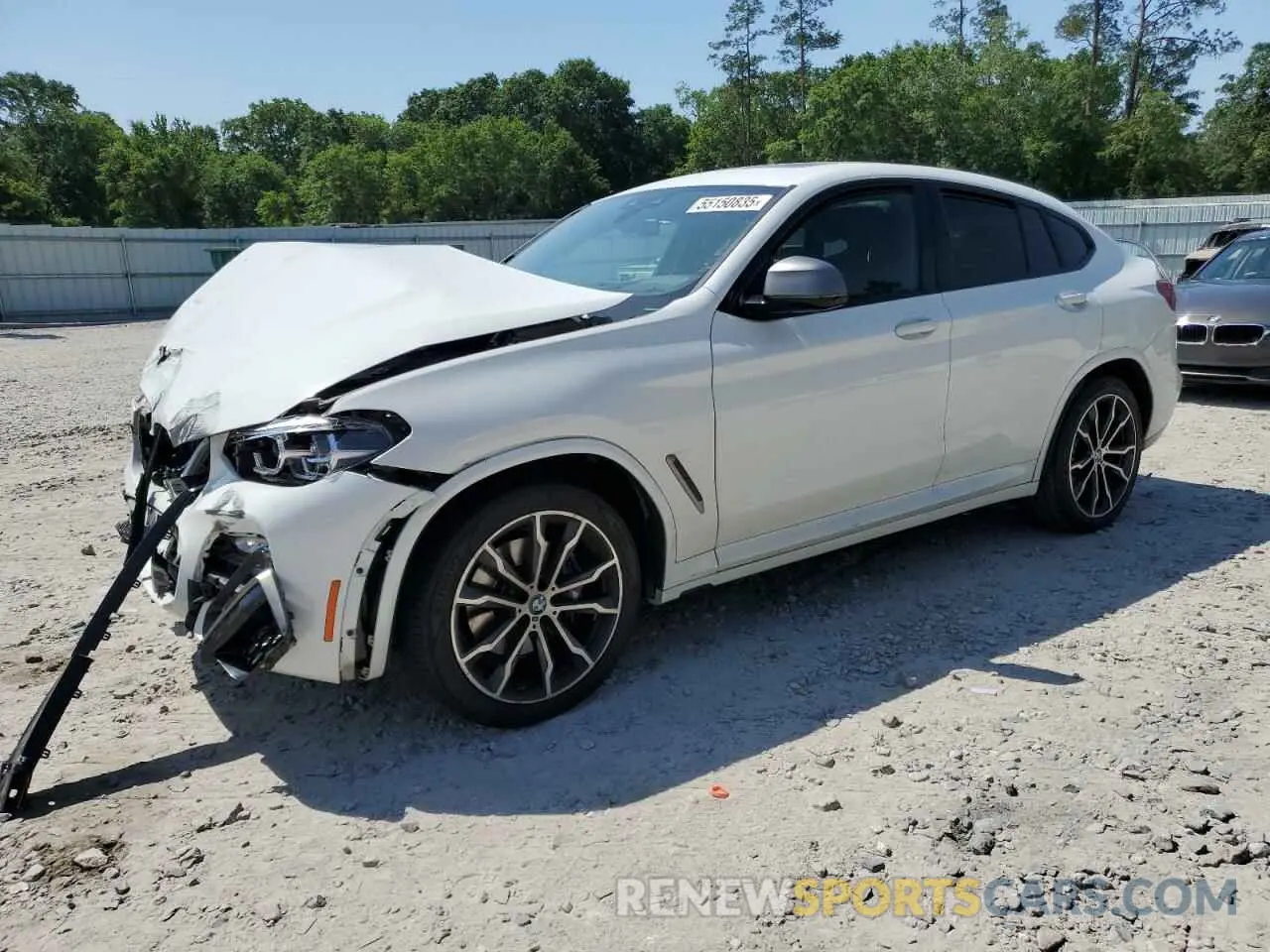 1 Photograph of a damaged car 5UXUJ5C57KLJ63215 BMW X4 2019