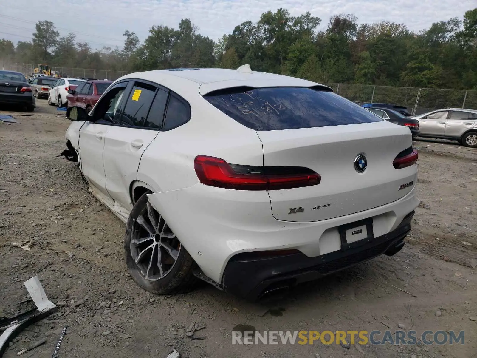 3 Photograph of a damaged car 5UXUJ5C58KLJ63367 BMW X4 2019