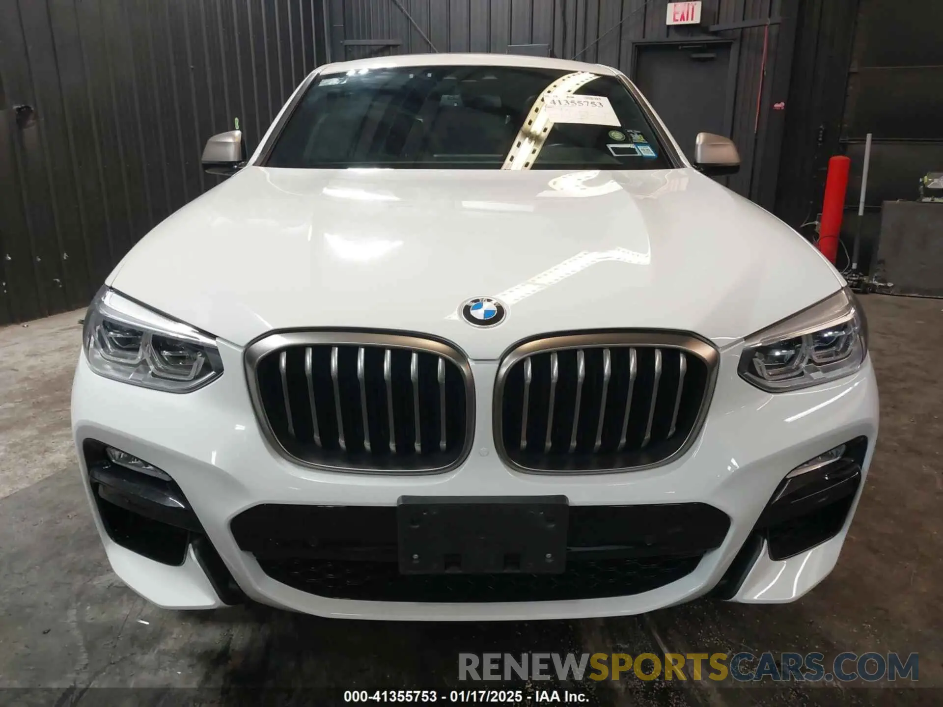 6 Photograph of a damaged car 5UXUJ5C58KLJ63742 BMW X4 2019