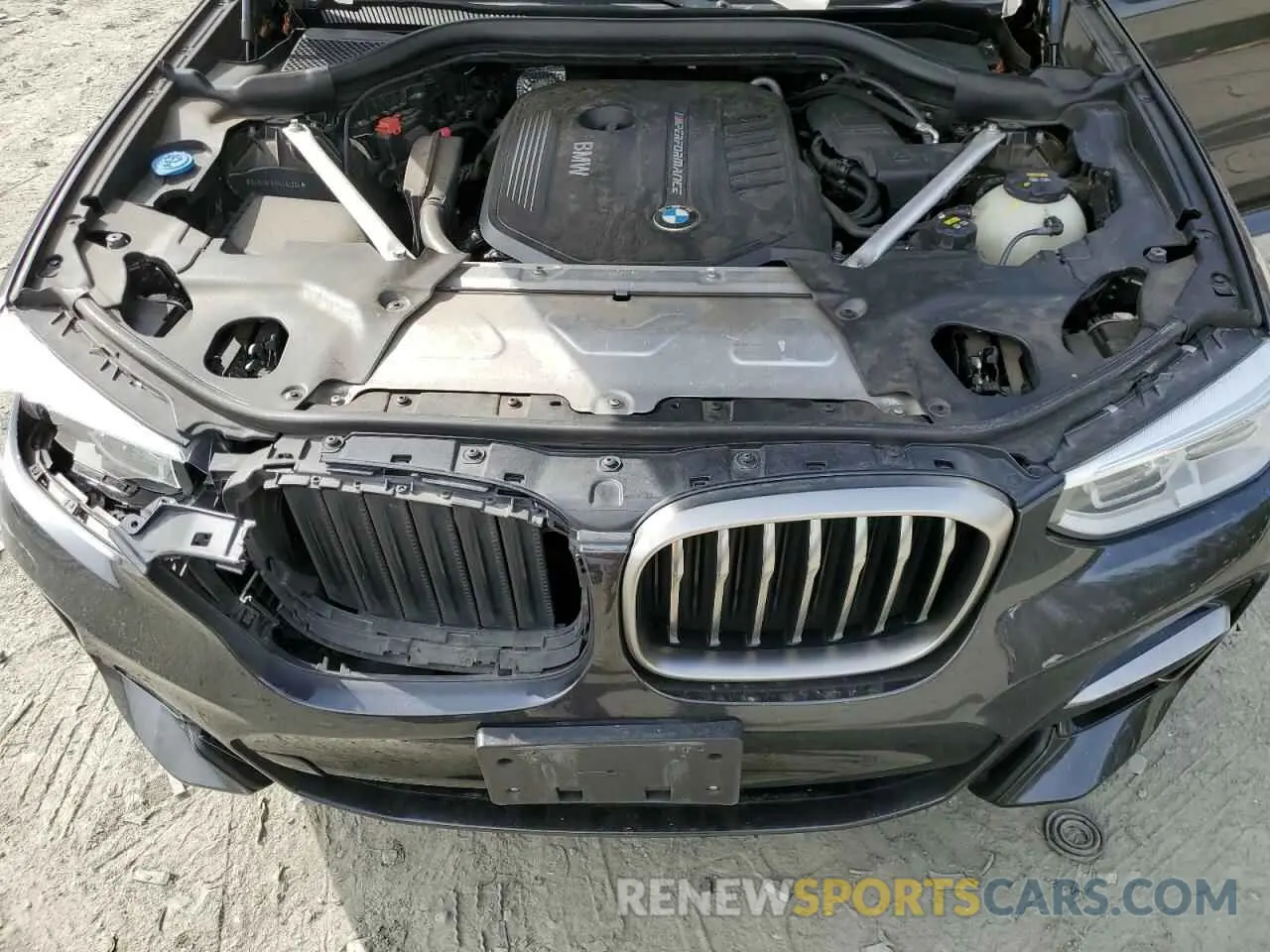14 Photograph of a damaged car 5UXUJ5C5XKLJ64004 BMW X4 2019