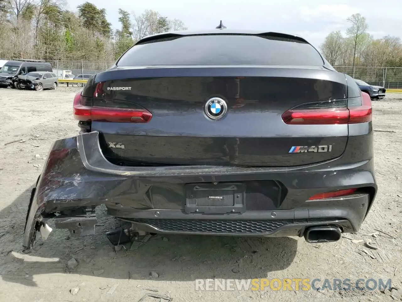 6 Photograph of a damaged car 5UXUJ5C5XKLJ64004 BMW X4 2019