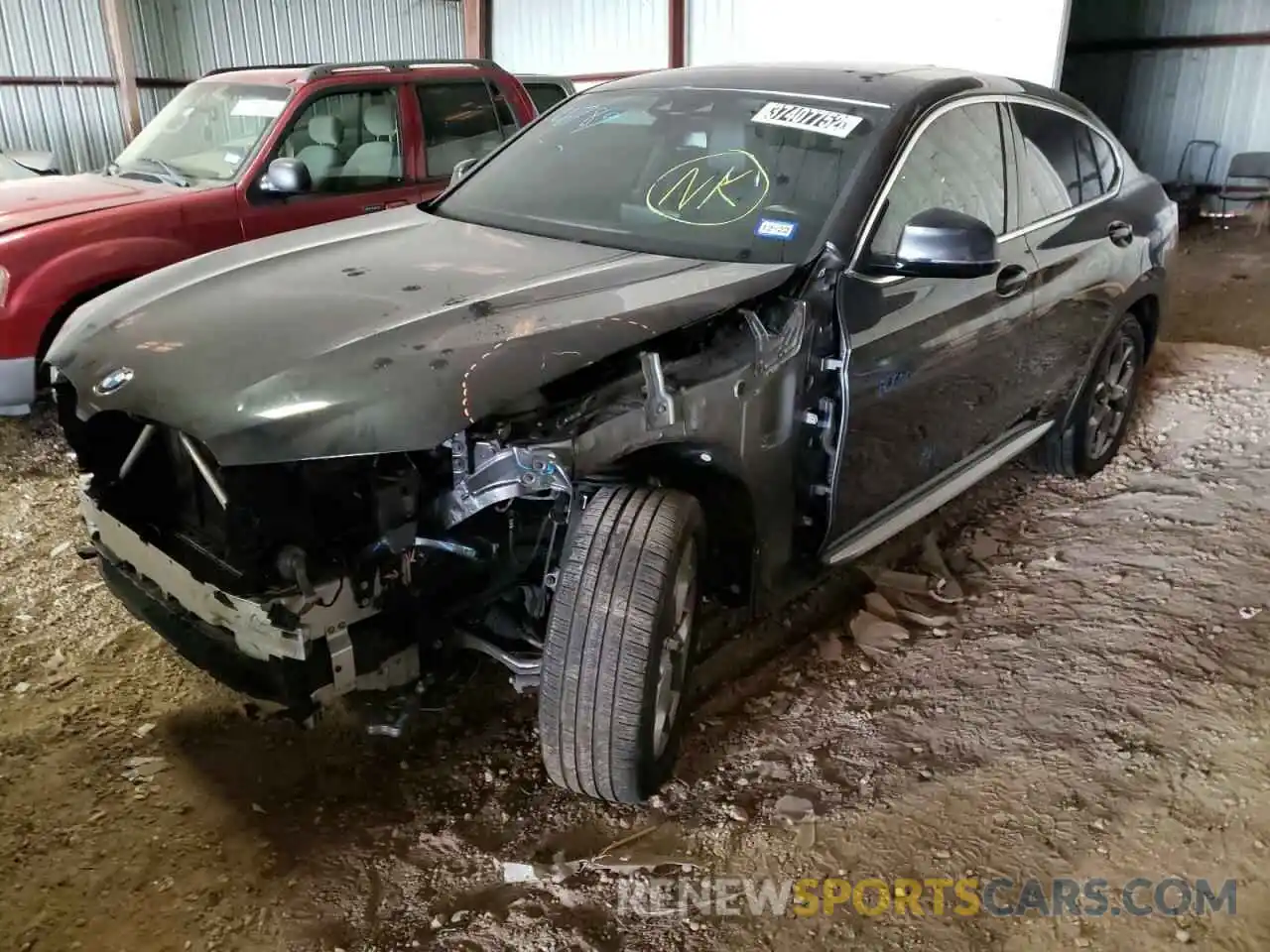 2 Photograph of a damaged car 5UX2V1C0XL9B83758 BMW X4 2020