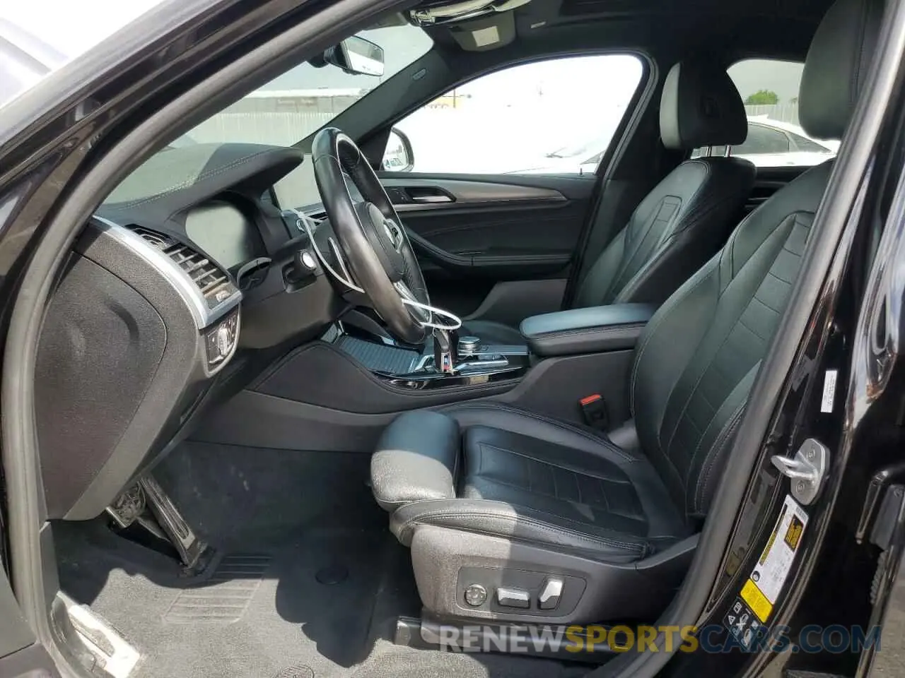 7 Photograph of a damaged car 5UX2V1C0XL9B93562 BMW X4 2020