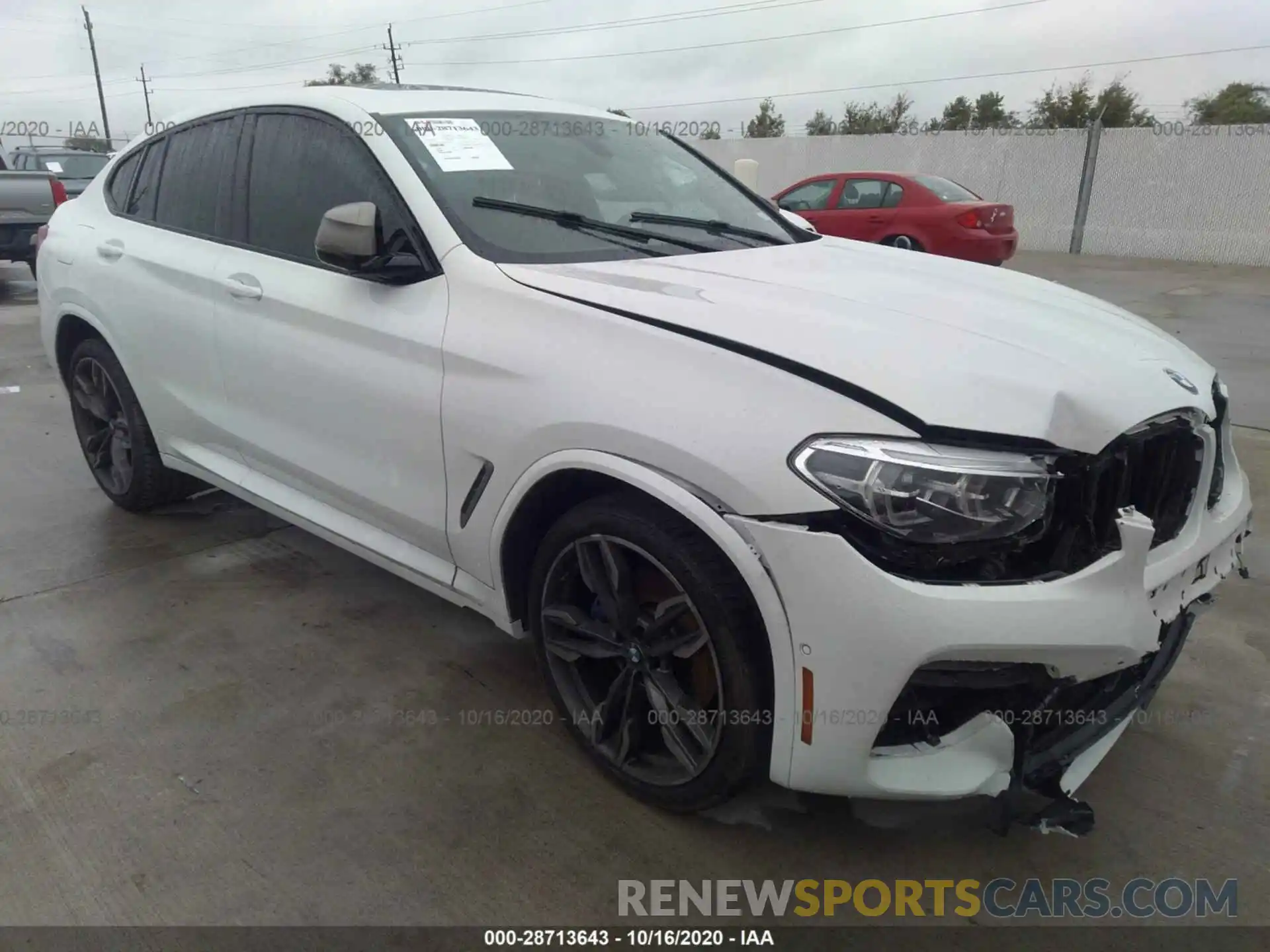 1 Photograph of a damaged car 5UX2V5C03LLE69574 BMW X4 2020