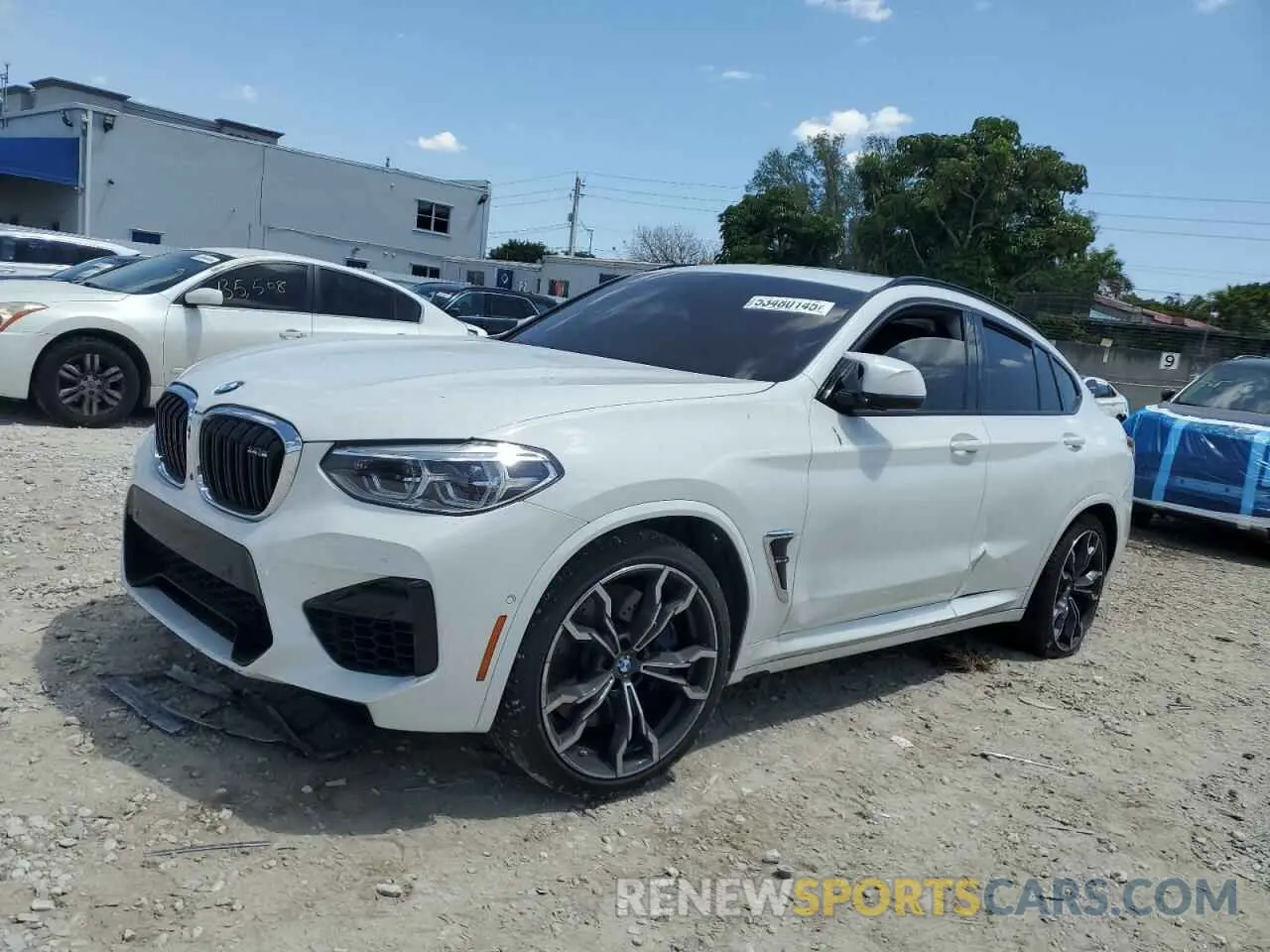 1 Photograph of a damaged car 5YMUJ0C00LLU67228 BMW X4 2020