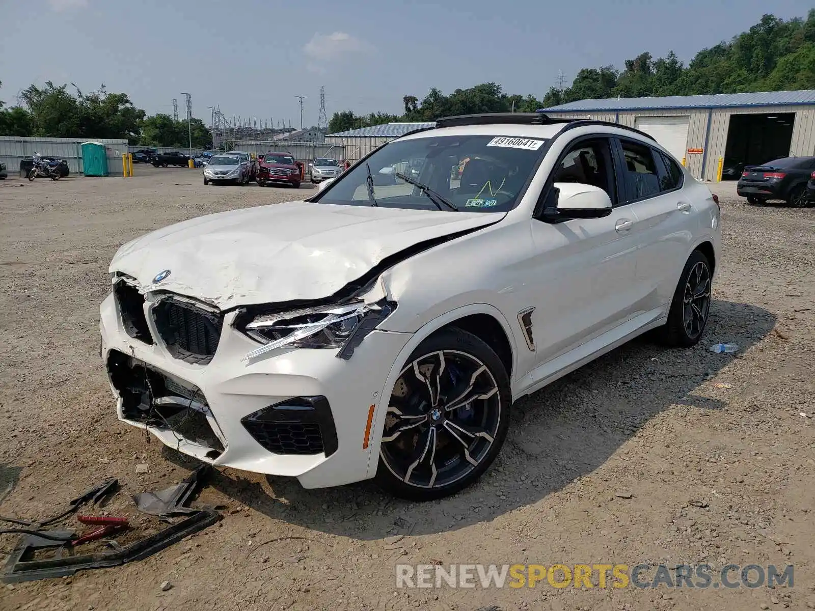 2 Photograph of a damaged car 5YMUJ0C02LLU67196 BMW X4 2020