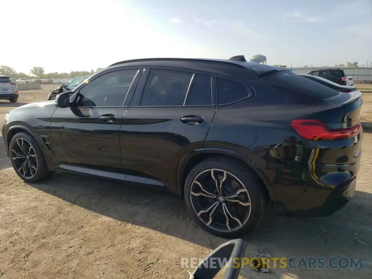 2 Photograph of a damaged car 5YMUJ0C07L9B74720 BMW X4 2020