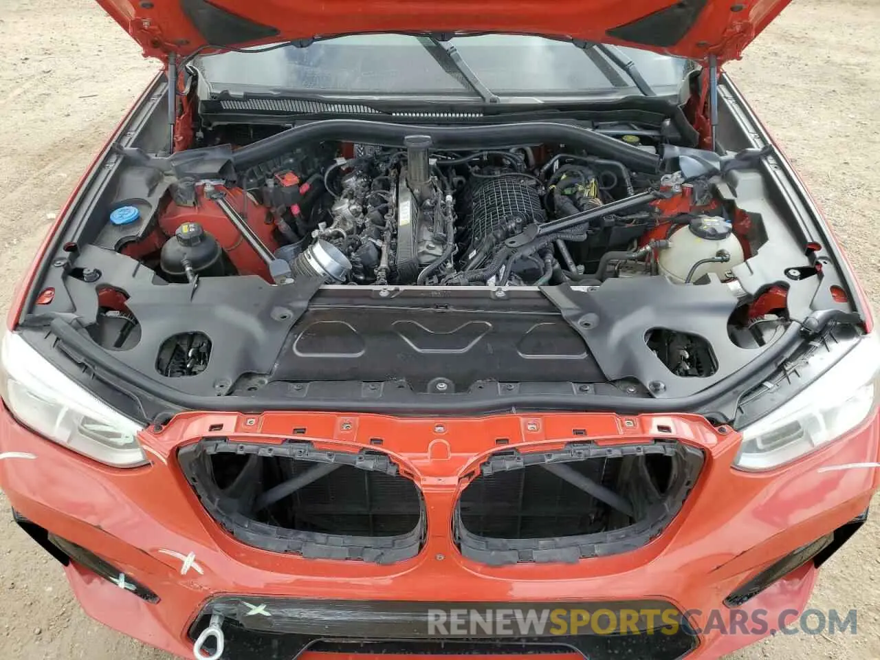 12 Photograph of a damaged car 5YMUJ0C08LLU67316 BMW X4 2020