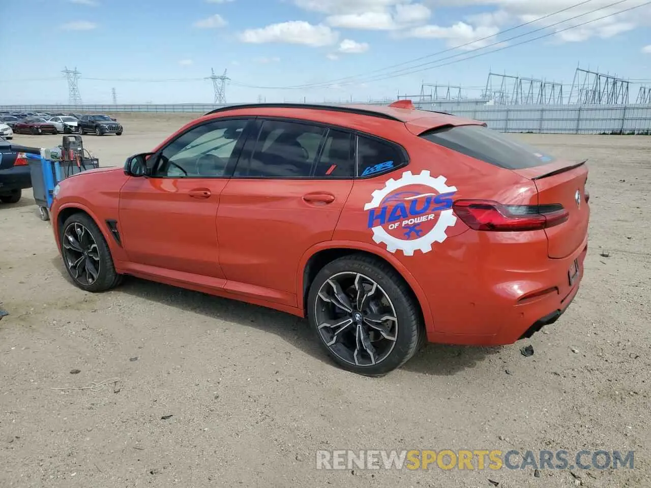 2 Photograph of a damaged car 5YMUJ0C08LLU67316 BMW X4 2020