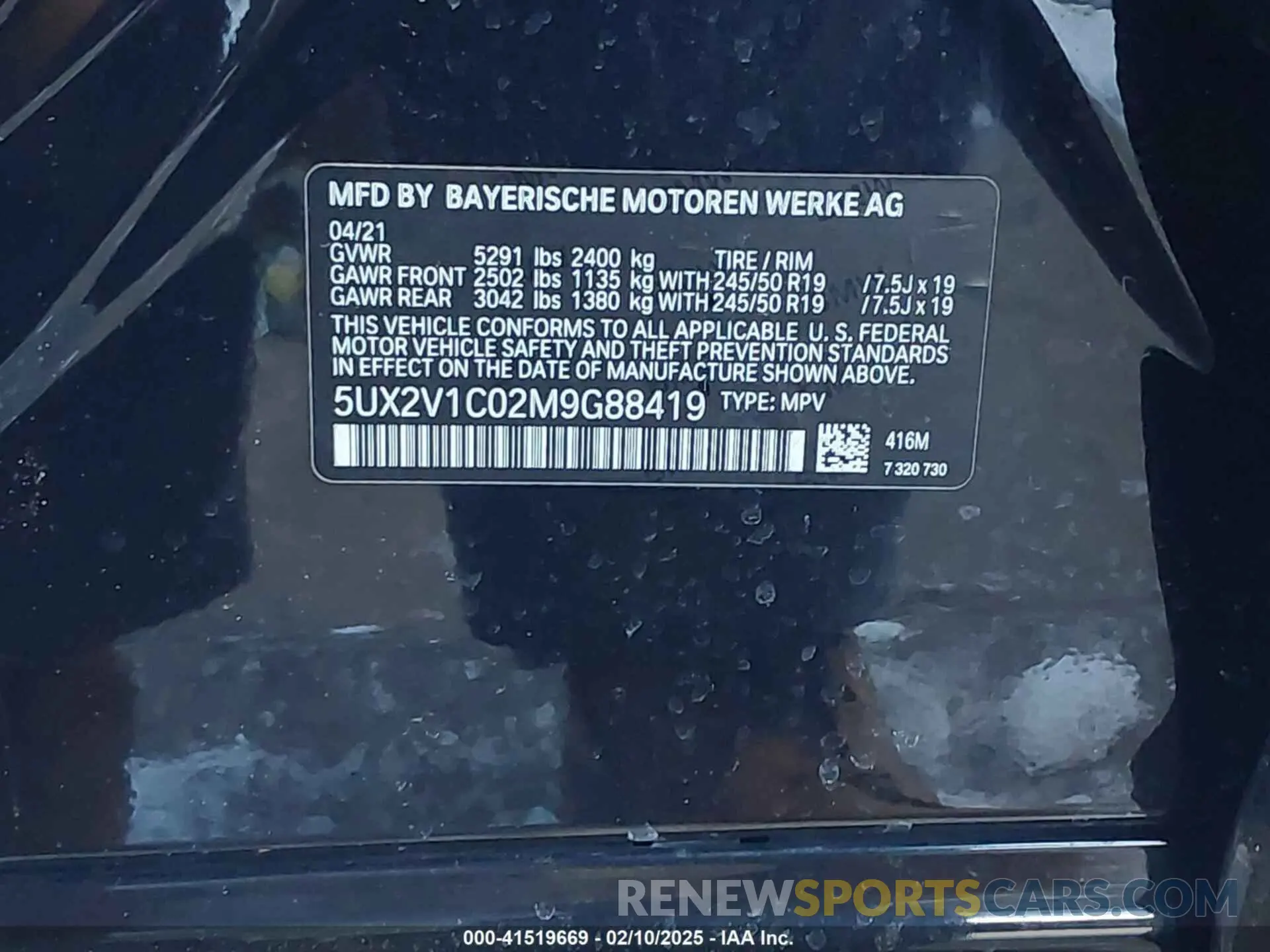 9 Photograph of a damaged car 5UX2V1C02M9G88419 BMW X4 2021