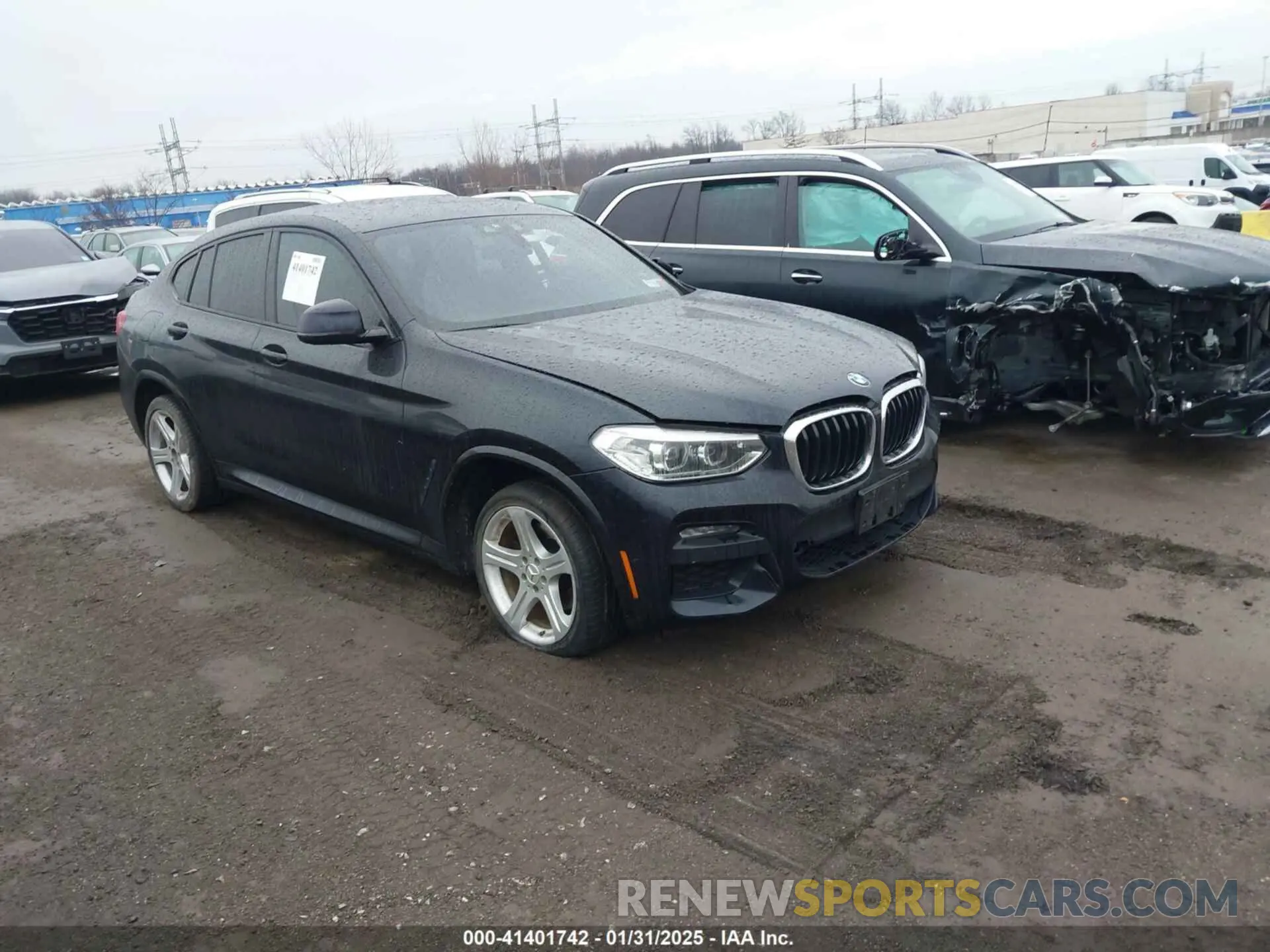 1 Photograph of a damaged car 5UX2V1C05M9G24424 BMW X4 2021